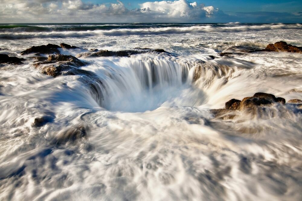 Natural salt water fountain off the coast of Oregon